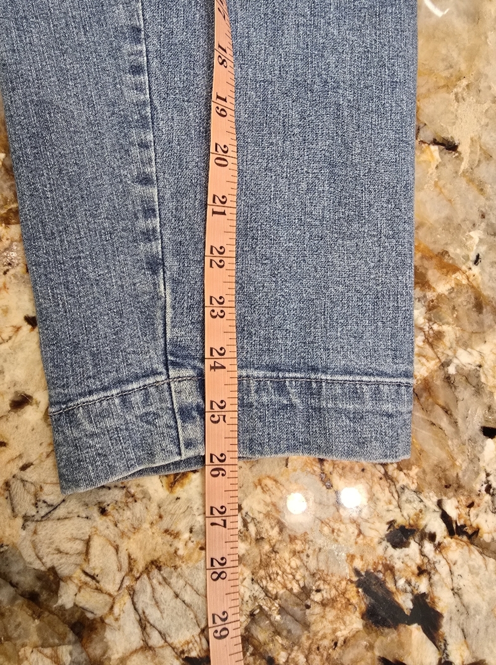 Madewell Pleated Taper Wide-Leg Jeans Nichols Wash 6 - Picture 9 of 12